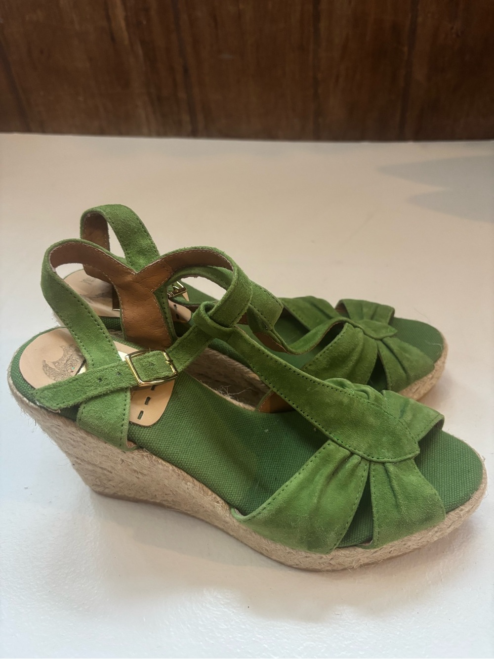 Kanna Anthropologie green suede wedge espadrille sandals 38